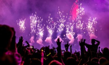 VIBE CHECK 2026 – Mallu DJ Night